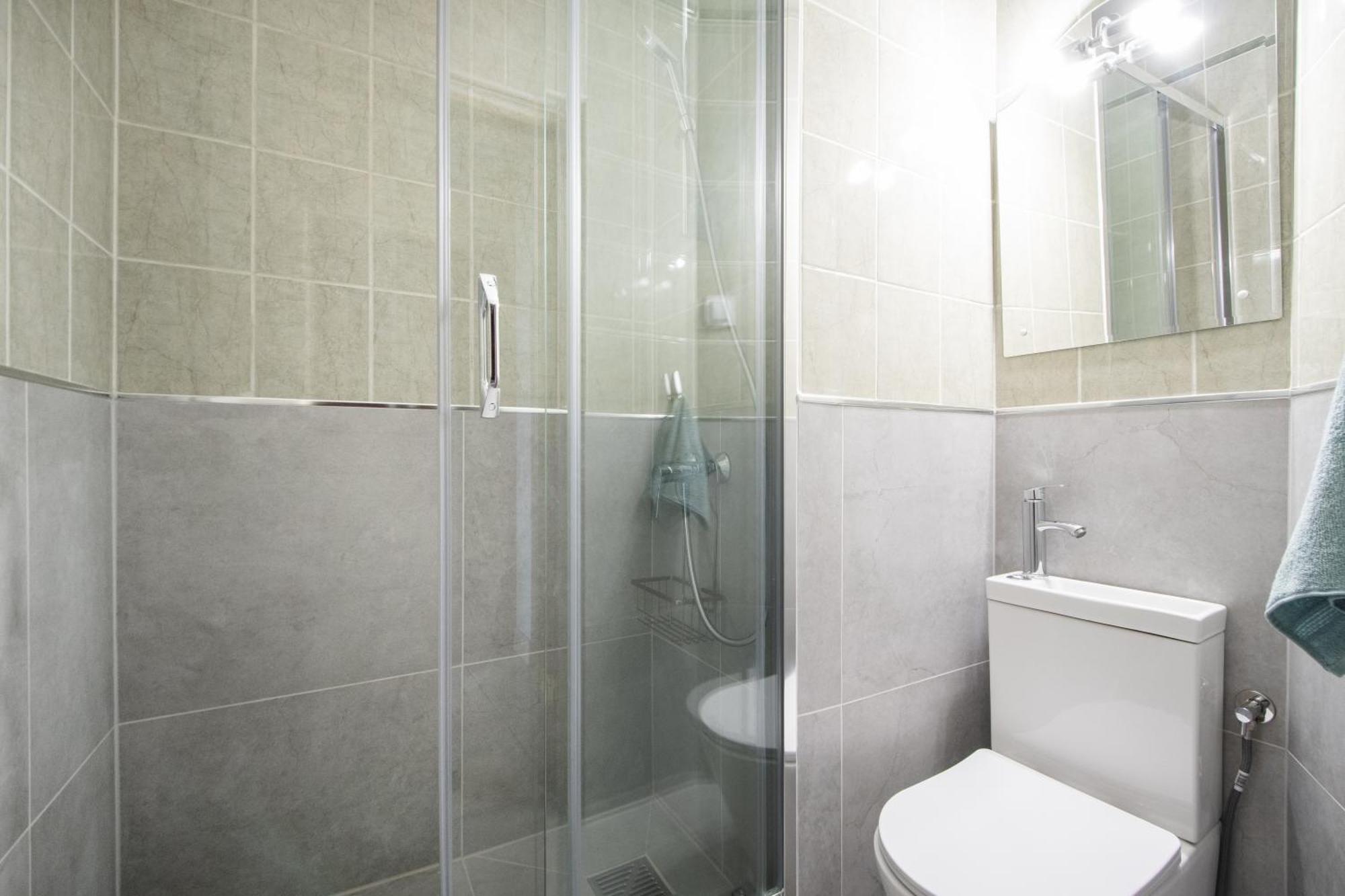 Gama Great Location & Famili Apartment 120M 2-12 People Варшава Экстерьер фото