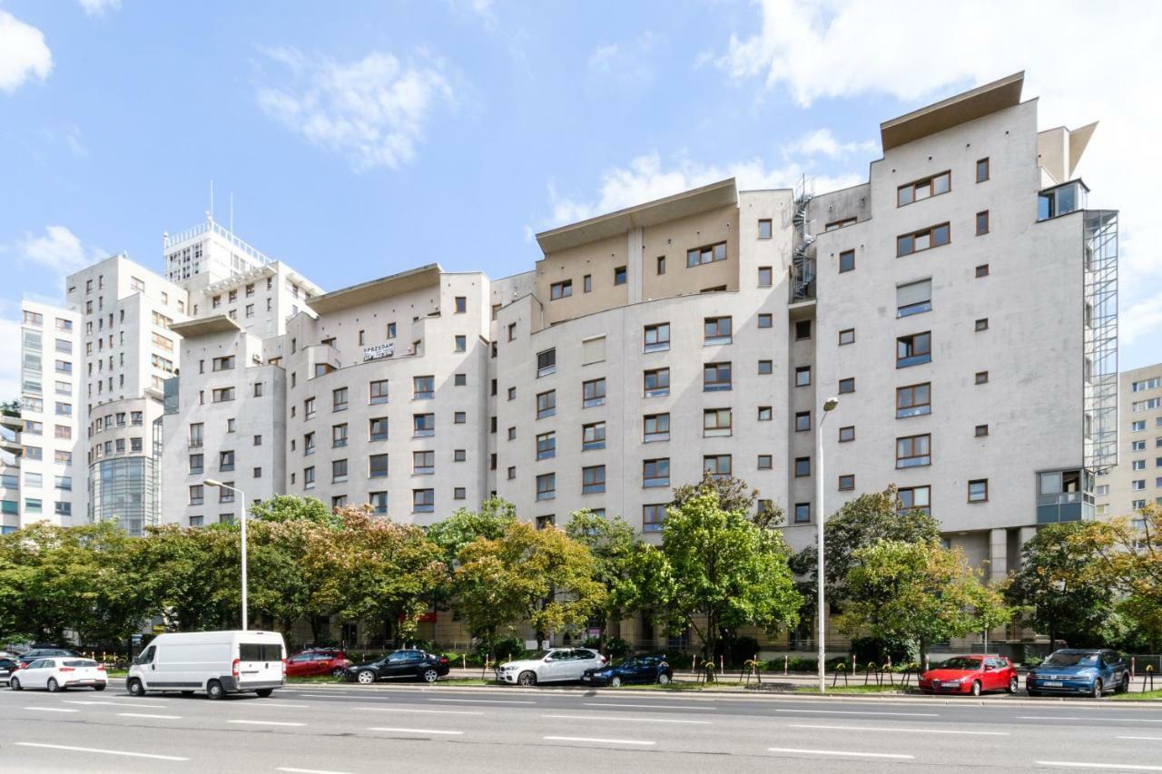 Gama Great Location & Famili Apartment 120M 2-12 People Варшава Экстерьер фото